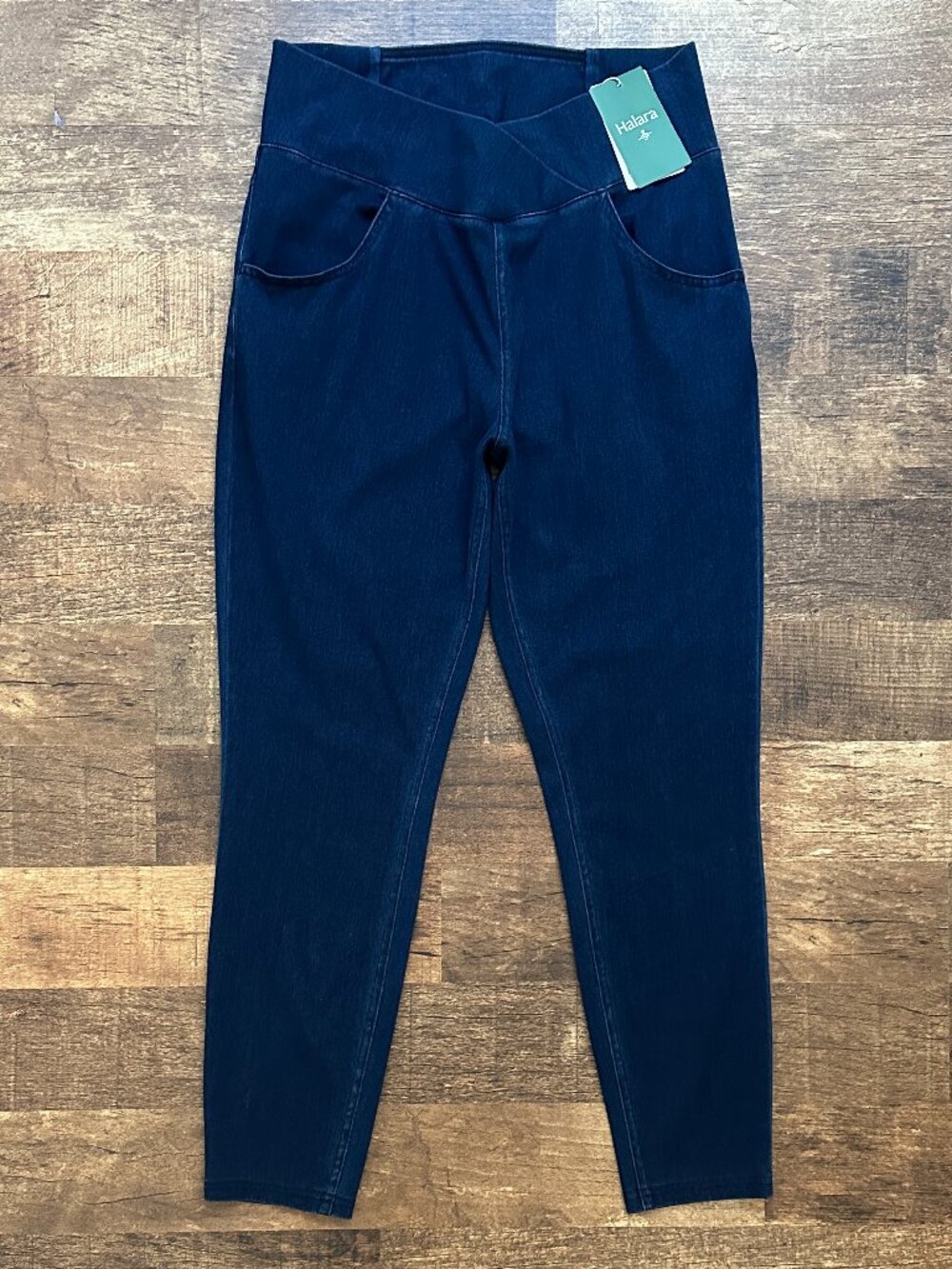 ⭐HALARA HIGH WAISTED FLEX DENIM LEGGINGS in Dark Blue, size L - NWT⭐
